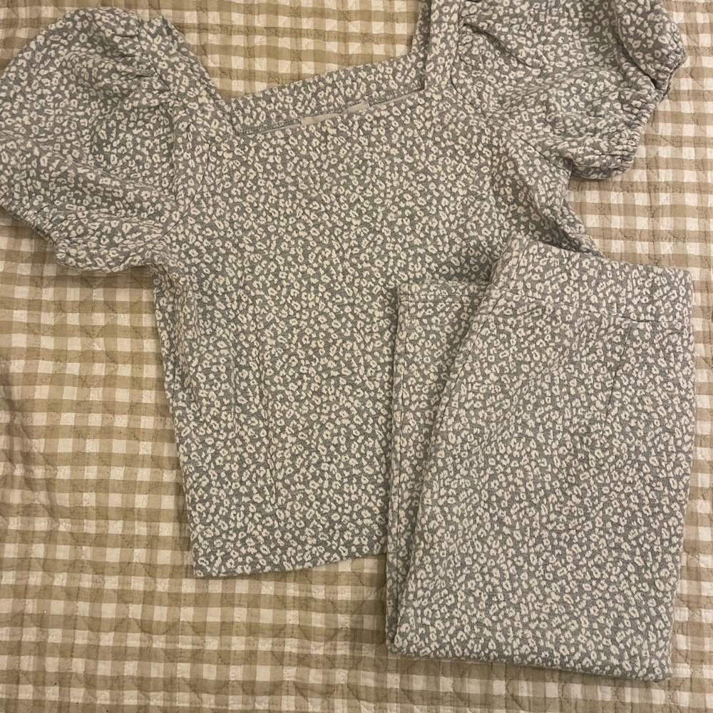 LOFT Puffed Sleeve Grey Textured Leopard Print Top & Skirt Set